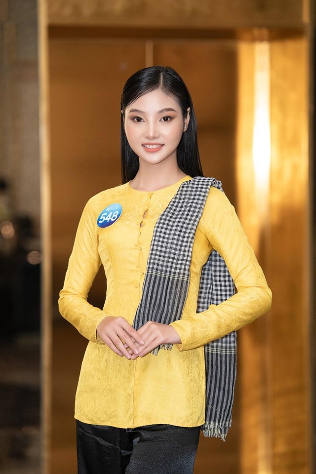 Mỹ nhân lai 3 dòng máu lọt Top 16 'Người đẹp Du lịch' Miss World Vietnam 2022 - Ảnh 4.