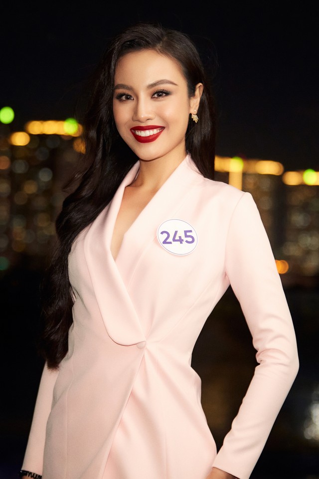 Bác sĩ người Gia Lai, HLV thể hình, học trò Hương Giang lọt Top 70 Hoa hậu Hoàn vũ Việt Nam - Ảnh 9.
