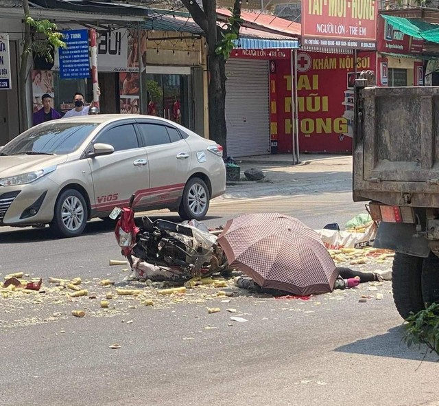 Hải Dương: Người phụ nữ chở hàng tử vong sau khi va chạm với xe ô tô  - Ảnh 1.