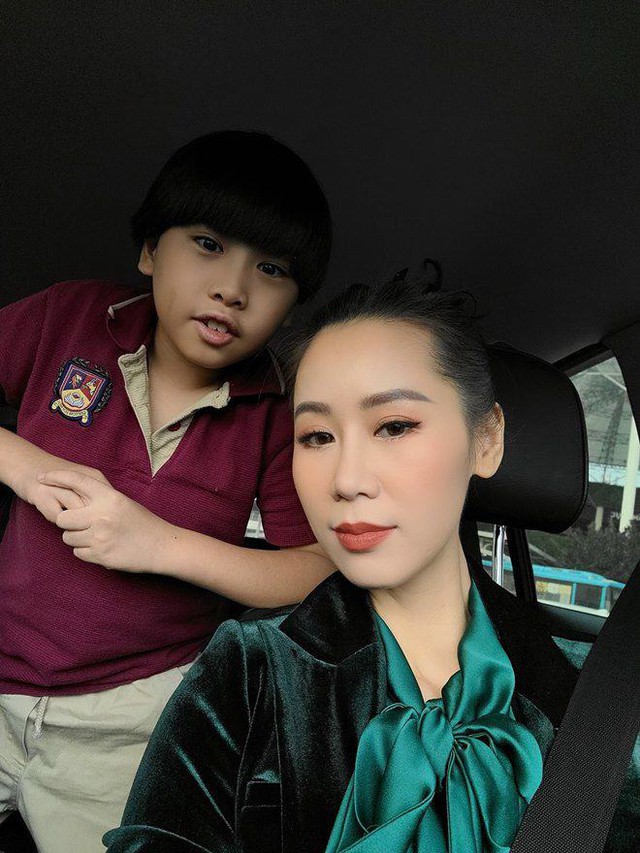 Học phí lớp 6 con trai Hoa hậu Dương Thùy Linh tăng 130 triệu đồng, chạm mốc 700 triệu đồng/năm - Ảnh 1.