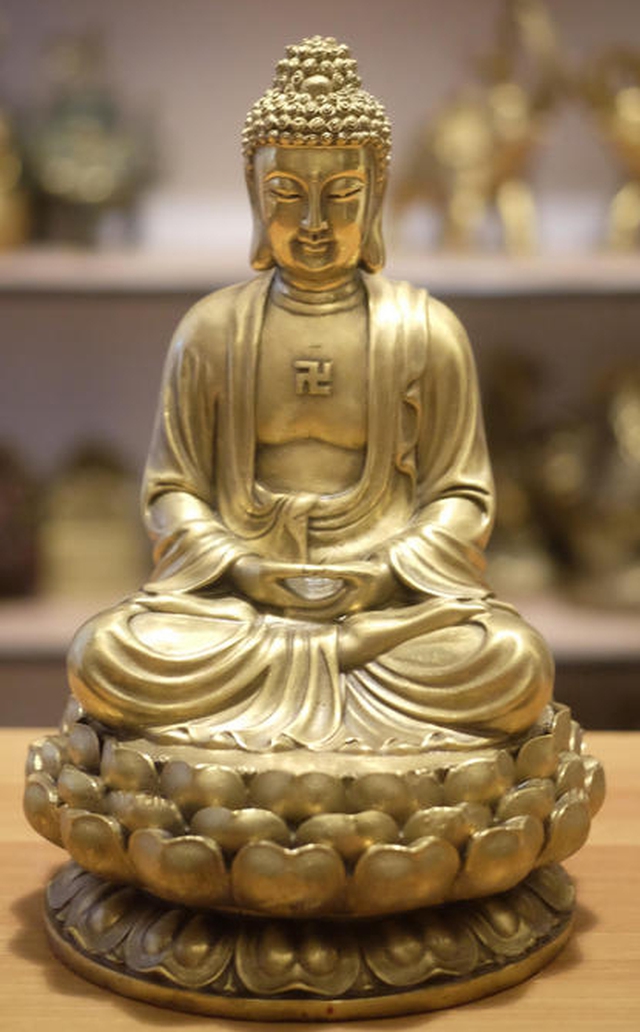 Chỉ cần đặt tượng Phật phong thủy đúng vị trí này cả nhà khỏe mạnh, may mắn còn hút tài lộc về  - Ảnh 1.