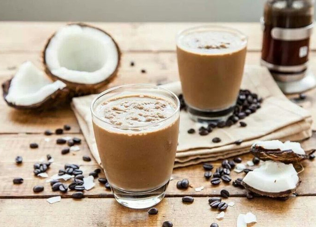 Bỏ túi cách làm cà phê cốt dừa khoái khẩu cho cả người không biết uống tại nhà thấy ngon, uống lâu lại ghiền - Ảnh 1.