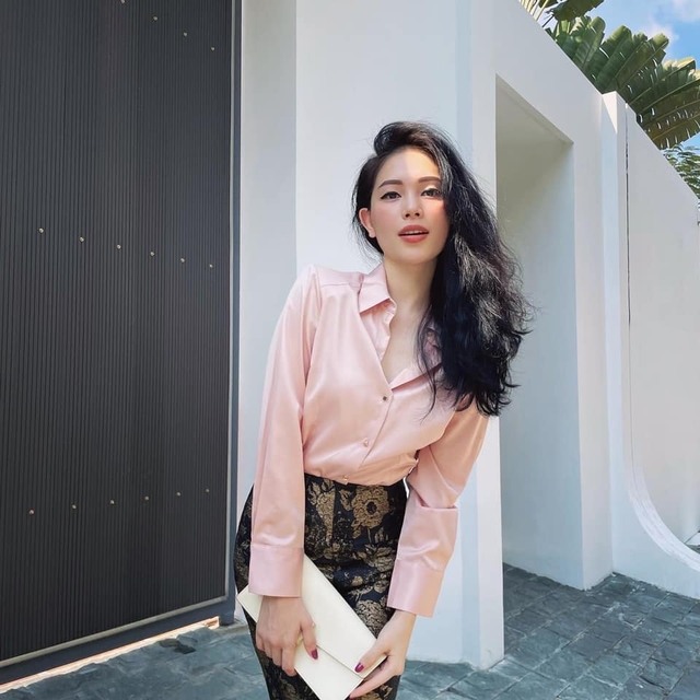 Linh Rin fashionista không thua kém cô em chồng Tiên Nguyễn và chị dâu Tăng Thanh Hà - Ảnh 6.