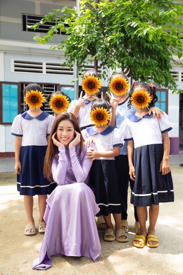 Hoa hậu Khánh Vân thực hiện lời hứa đặc biệt dành tặng các em nhỏ OBV nhân 1/6 - Ảnh 6.