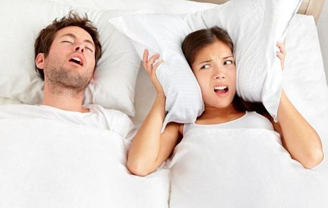 Vợ chồng nên ngủ chung hay riêng? đây là 7 lý do liên quan đến sức khỏe! - Ảnh 2.