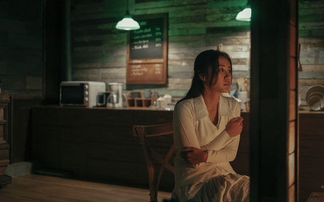 Văn Mai Hương ra mắt MV 'Một ngàn nỗi đau' - Ảnh 3.