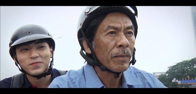 MC Phan Anh bất ngờ trở lại với vai diễn trong phim 'giờ vàng' Lối nhỏ vào đời
 - Ảnh 4.