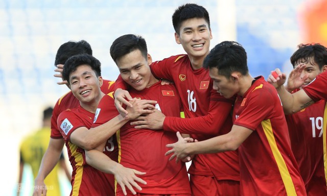 Việt Nam chiến thắng Malaysia, giành vé vào Tứ kết U23 châu Á - Ảnh 2.
