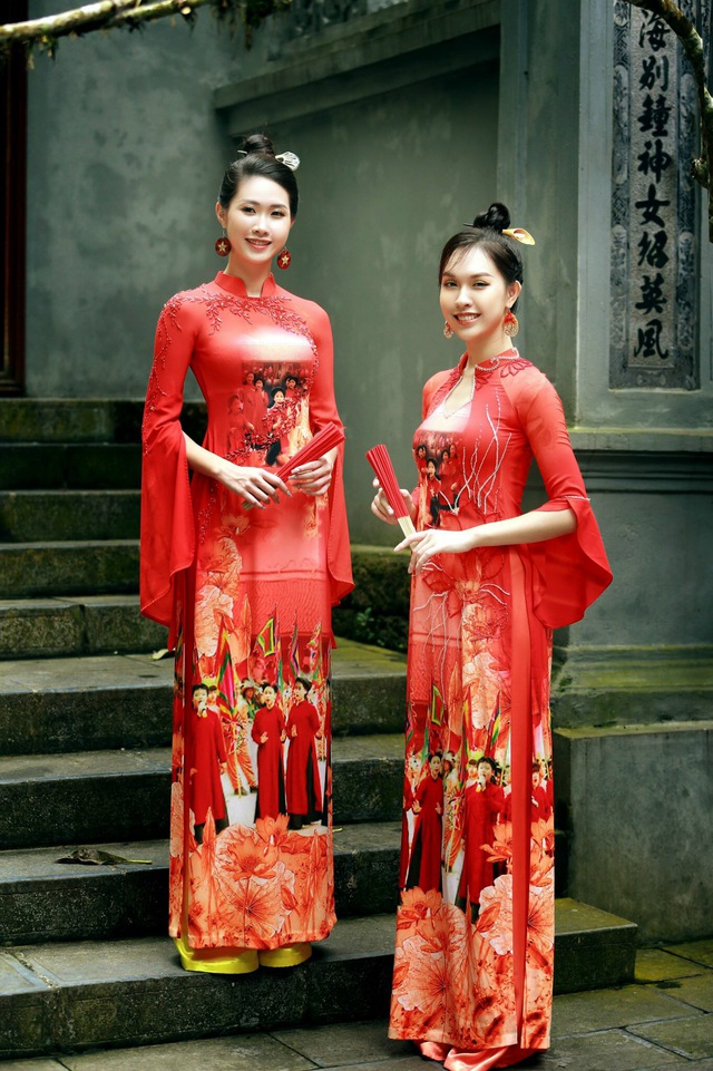 NTK Thoa Trần bùng nổ với đại tiệc thời trang Fashion show Bông hồng vàng - Ảnh 9.