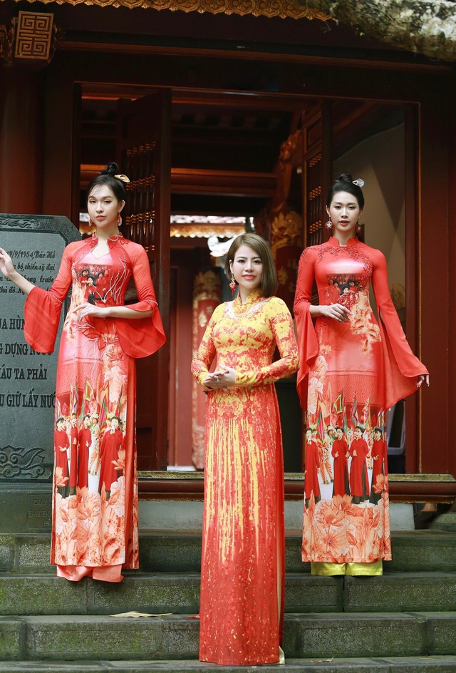 NTK Thoa Trần bùng nổ với đại tiệc thời trang Fashion show Bông hồng vàng - Ảnh 12.