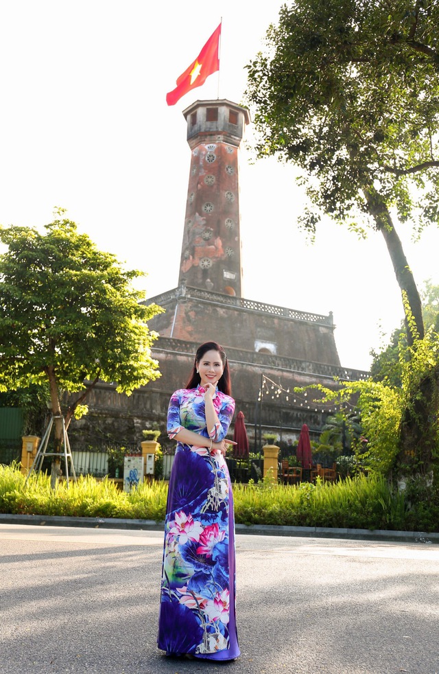 Người đẹp Hoa hậu Áo dài Việt Nam 2022 khoe sắc ở Hoàng thành Thăng Long - Ảnh 8.