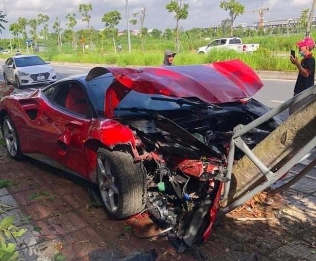 Vụ xe Ferrari 488 GTB bị tai nạn: Ferrari Việt Nam và Volvo Hà Nội có &quot;né&quot; được trách nhiệm? - Ảnh 2.