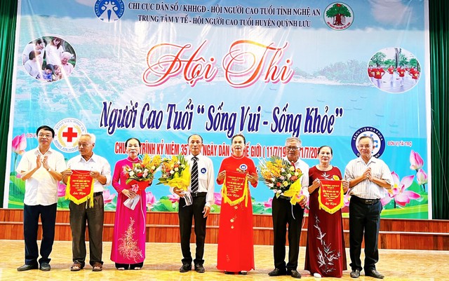 Nghệ An: Ý nghĩa hội thi người cao tuổi sống vui, sống khoẻ
 - Ảnh 3.