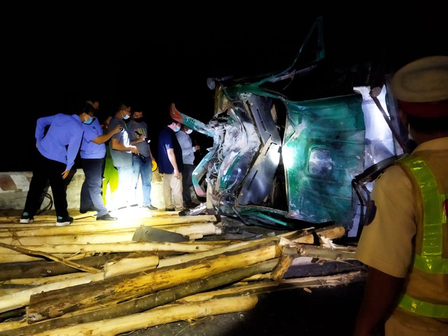 Hé lộ nguyên nhân vụ tai nạn khảm thốc khiến 4 người tử vong ở Thừa Thiên Huế - Ảnh 6.