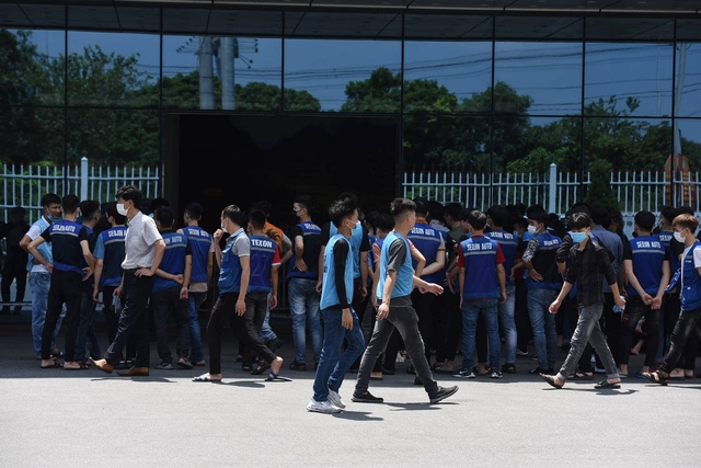 Bắc Ninh: Nổ lớn tại khu công nghiệp Đại Đồng, hàng trăm công nhân hoảng loạn, 34 công nhân bị thương - Ảnh 4.