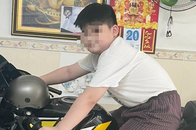 B&eacute; trai 11 tuổi mất t&iacute;ch b&iacute; ẩn ở TP.HCM - Ảnh 1.