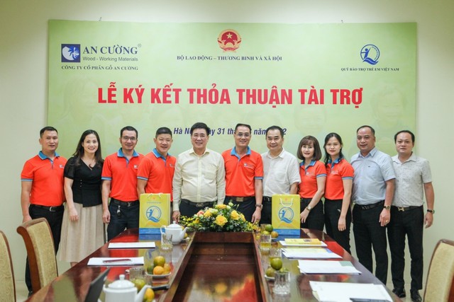 Gỗ An Cường tài trợ 2,5 tỷ đồng cho quỹ bảo trợ trẻ em Việt Nam - Ảnh 3.