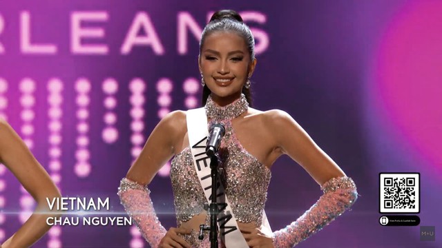 Bán kết Miss Universe: Ngọc Châu tỏa sáng, đại diện Hàn Quốc - Thái Lan catwalk lỗi - Ảnh 1.