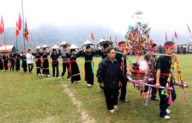 Lễ hội mùa Xuân độc đáo của các dân tộc vùng cao phía Bắc - Ảnh 1.