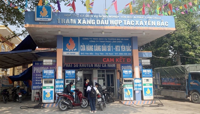 Hàng loạt cửa hàng xăng dầu ở Vĩnh Phúc, Hà Nam ngừng bán hàng không rõ lý do - Ảnh 4.