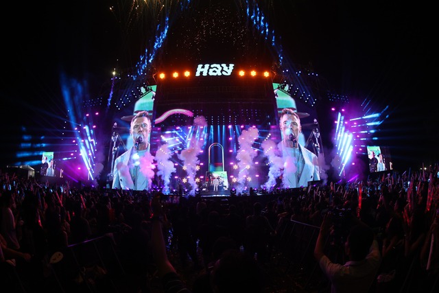 Hay Fest 2023 khiến khán giả bùng nổ với ngôi sao của Boyzone, Epik High, Suboi - Ảnh 4.