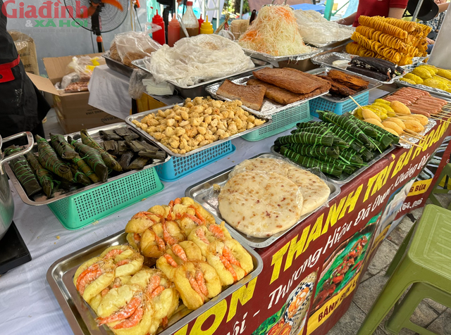 Ngất ngây trong hương vị món ngon Hà thành tại Festival thu Hà Nội 2023 - Ảnh 14.