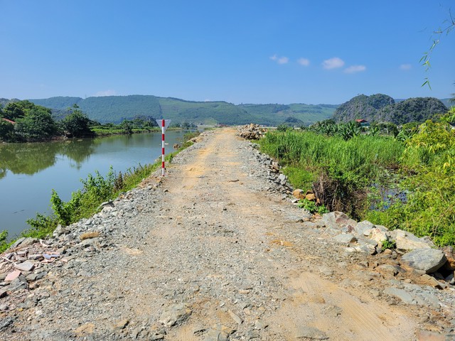 Nhiều tuyến đường tại Thanh Hóa xuống cấp sau thi công cao tốc - Ảnh 2.