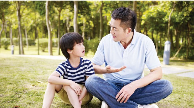Con trai biết cách ứng xử nhờ bố thường xuyên nói 10 điều này - Ảnh 2.