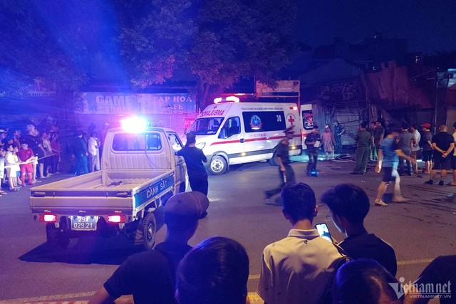 Hiện trường đám cháy ở Hà Nội khiến 3 người thiệt mạng - Ảnh 8.