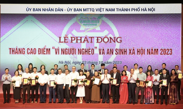 T&T Group ủng hộ 1 tỷ đồng cho Quỹ &quot;Vì người nghèo&quot; thành phố Hà Nội - Ảnh 3.