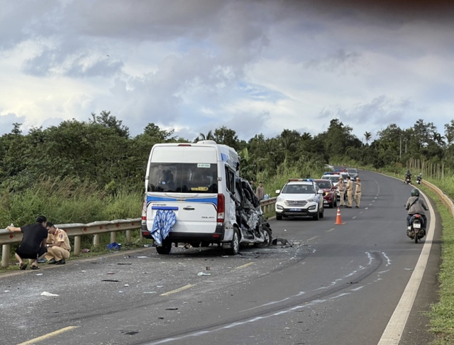 Xác định nguyên nhân ban đầu vụ tai nạn ở Đắk Lắk khiến 13 người thương vong - Ảnh 2.