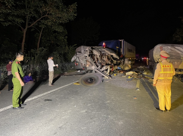 Vụ tai nạn thảm khốc khiến nhiều người chết ở Lạng Sơn: Khởi tố vụ án, tạm giữ tài xế xe khách - Ảnh 1.
