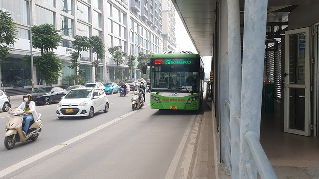 Hà Nội: ‘Số phận’ buýt nhanh BRT trong các năm tới sẽ ra sao? - Ảnh 2.