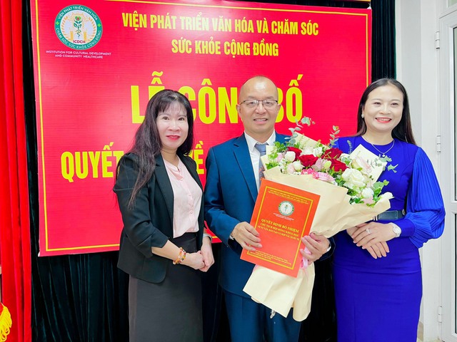 ong-duoc-bo-nhiem-la-chu-tich-hoi-dong-khoa-hoc-ve-giao-duc-dao-tao-hop-tac-quoc-te-cua-vien-phat-trien-van-hoa-va-cham-soc-suc-khoe-cong-dong-16990929676981836610390.jpg