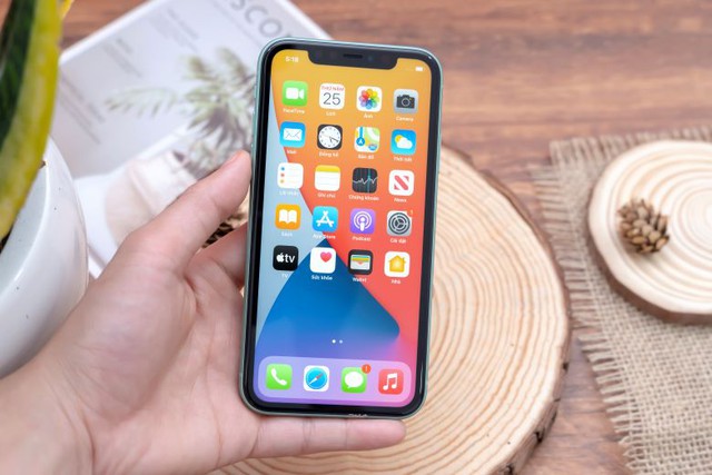 Giá iPhone 11 mới nhất: Tiếp tục giảm, liệu có còn đáng mua? - Ảnh 4.