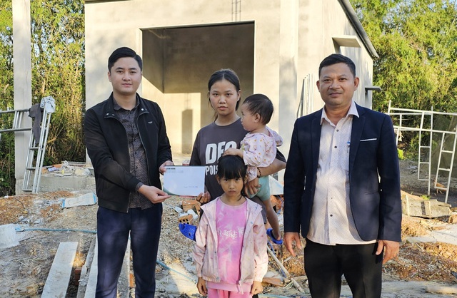 Hơn 17 triệu đồng đến với hoàn cảnh bốn chị em mồ côi ở Thừa Thiên Huế - Ảnh 1.