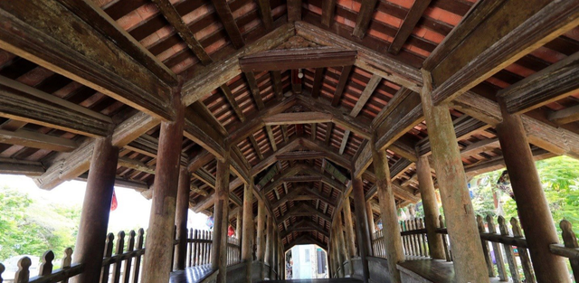 Kiến trúc độc đáo về cầu ngói 5 thế kỷ ở đất Thành Nam - Ảnh 3.
