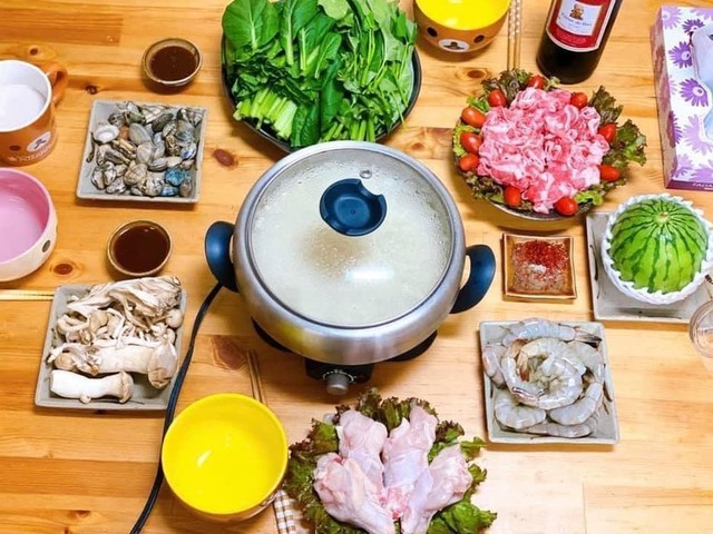 Không khí lạnh tràn về làm ngay món lẩu ngon dễ dàng tại nhà và lưu ý để ăn lẩu tốt cho sức khỏe rất ít người biết - Ảnh 4.