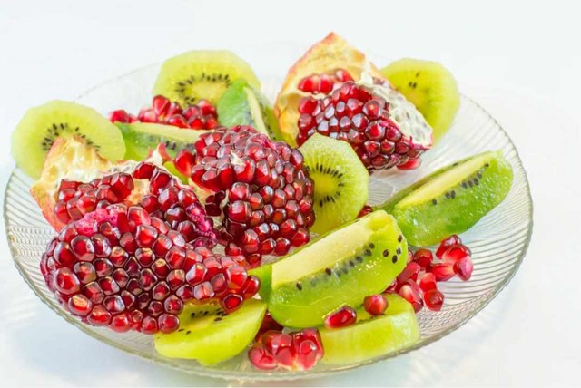 10 loại trái cây và rau củ tươi ngon nhất vào mùa đông, giàu chất chống oxy hóa, vitamin làm đẹp da, giảm lão hóa - Ảnh 2.