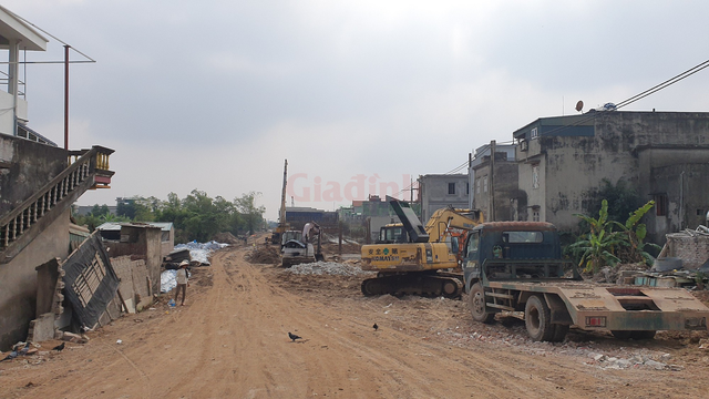 Ngày cuối cùng năm 2023, công nhân vẫn tất bật thi công cầu bắc qua sông lớn ở Nam Định - Ảnh 13.