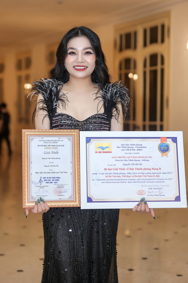 Giọng soprano Nguyễn Hà My: 'Ước mơ lớn nhất của tôi là một nghệ sĩ opera thực thụ' - Ảnh 1.