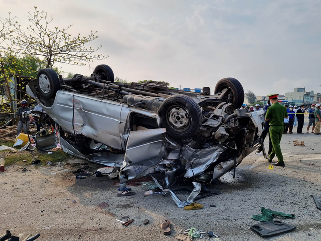 Tai nạn giao thông đặc biệt nghiêm trọng, 8 người tử vong - Ảnh 3.