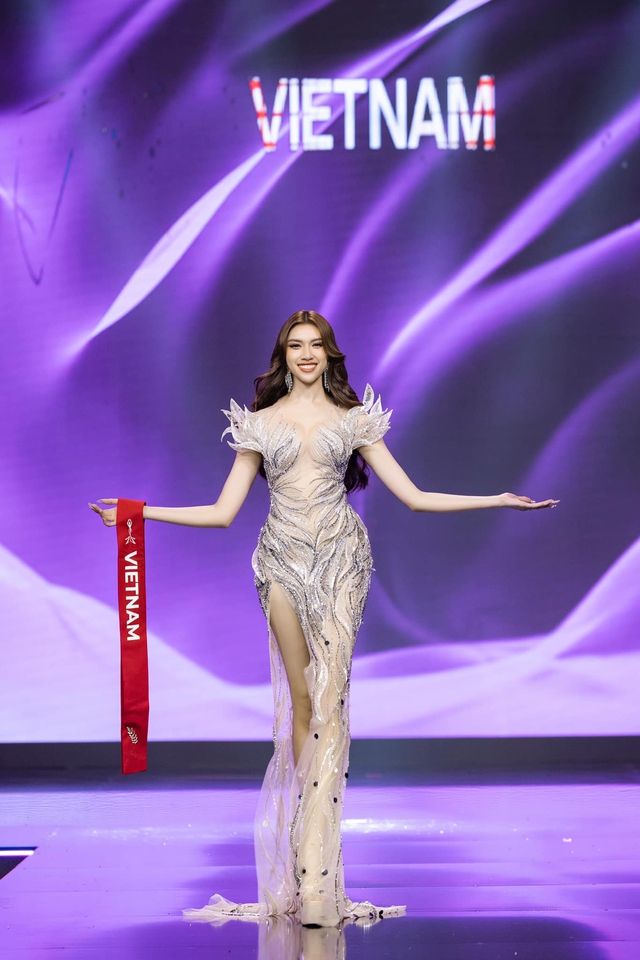 Đại diện Brazil đăng quang, Thanh Thanh Huyền nói gì khi trượt Top 10 Miss Charm? - Ảnh 5.