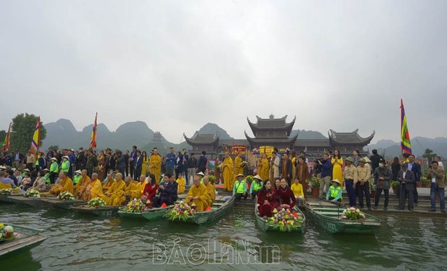 Hàng ngàn du khách, phật tử tham gia Hội Xuân Tam Chúc 2023 - Ảnh 5.