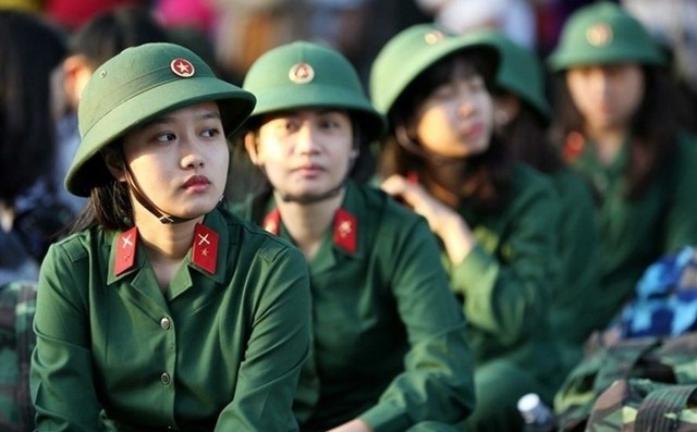 Tiêu chí và chỉ tiêu tuyển thí sinh nữ của các trường công an, quân đội năm 2023 - Ảnh 1.