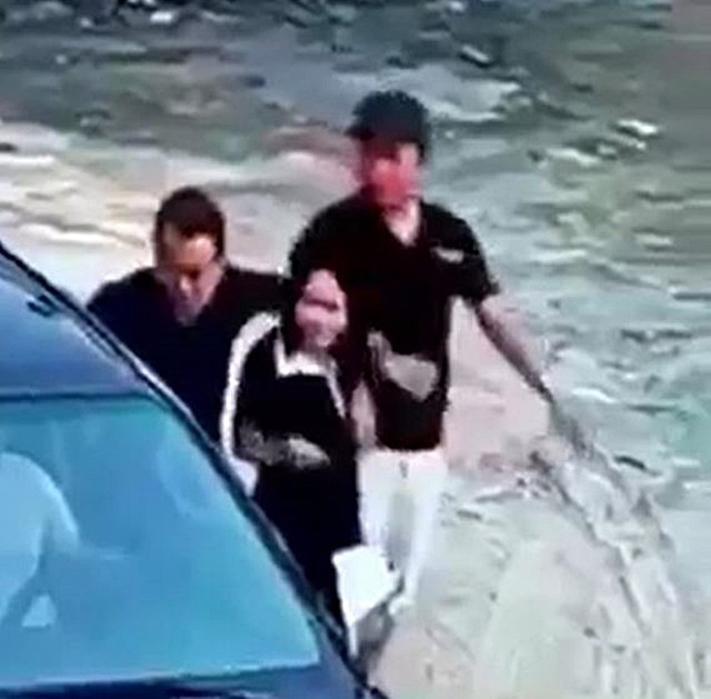 Tăng án với Phó giám đốc khống chế thiếu nữ lên ôtô đưa vào khách sạn cưỡng bức - Ảnh 2. Tăng án với Phó giám đốc khống chế thiếu nữ lên ôtô đưa vào khách sạn cưỡng bức - Ảnh 2.