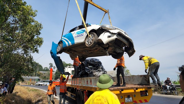 Đà Lạt: Nhiều ô tô hư hỏng sau vụ tai nạn liên hoàn trên đèo Mimosa - Ảnh 3.