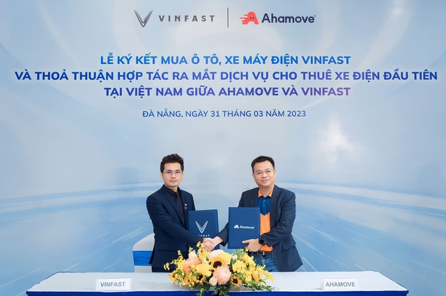 Ahamove mua 200 xe Vinfast để triển khai dịch vụ cho thuê xe máy điện đầu tiên tại việt nam - Ảnh 1.