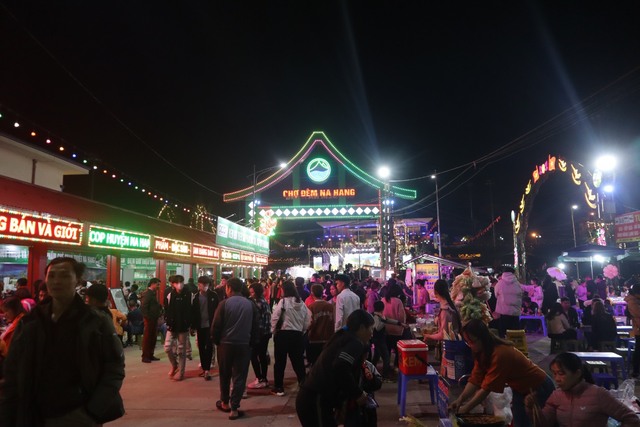 Tuyên Quang: Đông đảo du khách tham dự Lễ hội Hương sắc Na Hang và Festival chè Shan Tuyết  - Ảnh 7.