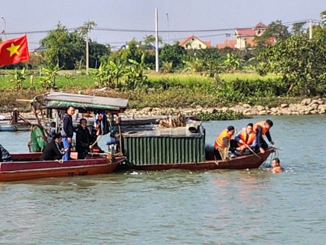 Xác chết bên căn nhà cháy và hành trình truy đuổi bên bến sông - Ảnh 3.